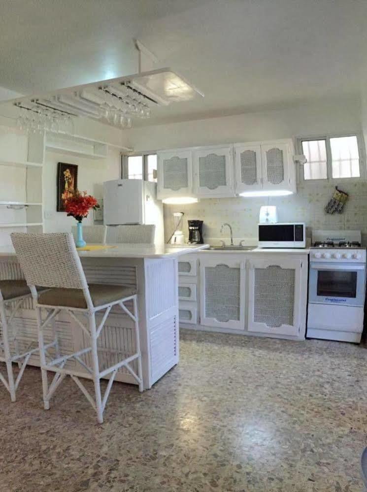 Villa Flor Sosúa Exteriör bild